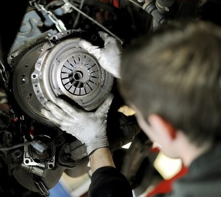 L'industrie automobile réclame plus d'apprentis 5 L'industrie automobile réclame plus d'apprentis - 4