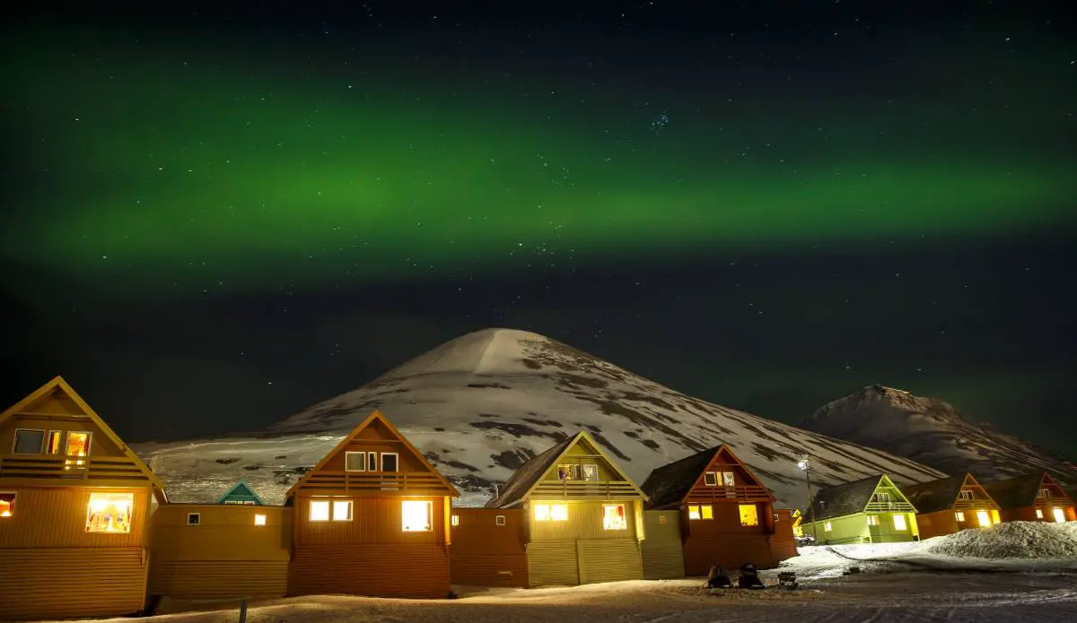 Le magasin Norske achète les bâtiments de Hurtigruten au Svalbard pour 690 millions de couronnes 4 Le magasin Norske achète les bâtiments de Hurtigruten au Svalbard pour 690 millions de couronnes - 3