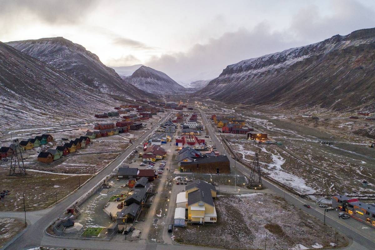 Un responsable du contrôle des infections demande aux personnes âgées non vaccinées de rester à l'écart du Svalbard 4 Un responsable du contrôle des infections demande aux personnes âgées non vaccinées de rester à l'écart du Svalbard - 3