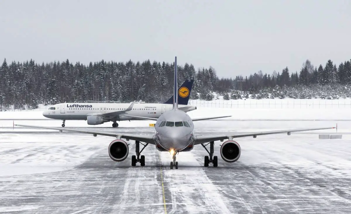 Une première mondiale: l'aéroport d'Oslo va commencer à utiliser des véhicules sans conducteur pour déneiger 4 Une première mondiale: l'aéroport d'Oslo va commencer à utiliser des véhicules sans conducteur pour déneiger - 3