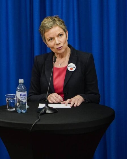La décision de Solberg de donner la priorité aux fonctionnaires de l'État dans la file d'attente des vaccins suscite les critiques des médecins 23 La décision de Solberg de donner la priorité aux fonctionnaires de l'État dans la file d'attente des vaccins suscite les critiques des médecins - 22