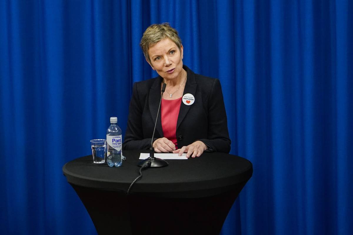 La décision de Solberg de donner la priorité aux fonctionnaires de l'État dans la file d'attente des vaccins suscite les critiques des médecins 4 La décision de Solberg de donner la priorité aux fonctionnaires de l'État dans la file d'attente des vaccins suscite les critiques des médecins - 3