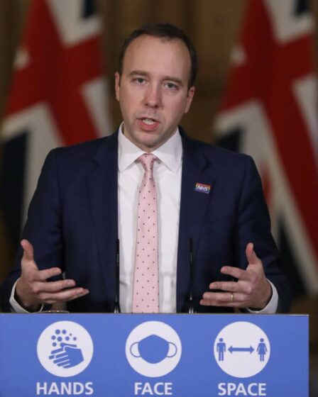 Une nouvelle mutation de coronavirus liée à l'Afrique du Sud découverte en Grande-Bretagne 8 Une nouvelle mutation de coronavirus liée à l'Afrique du Sud découverte en Grande-Bretagne - 7