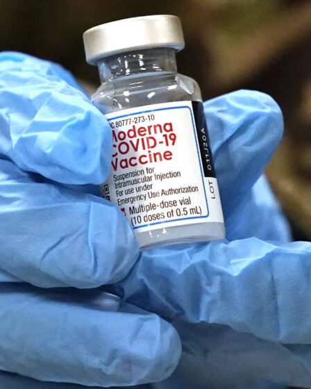 Moderna prévoit de produire 3 milliards de doses de vaccin corona en 2022 26 Moderna prévoit de produire 3 milliards de doses de vaccin corona en 2022 - 25