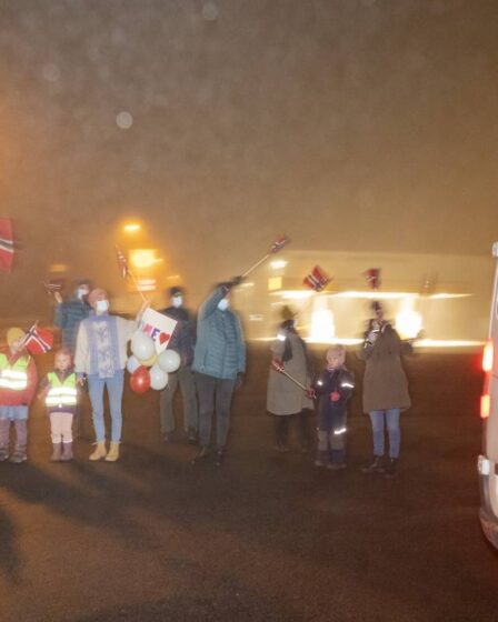 Deux familles de demandeurs d'asile arrivent en Norvège depuis la Grèce cette semaine 8 Deux familles de demandeurs d'asile arrivent en Norvège depuis la Grèce cette semaine - 7