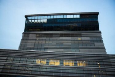 Représentant syndical: une grève pourrait reporter l'ouverture du nouveau musée Munch à Oslo - 18