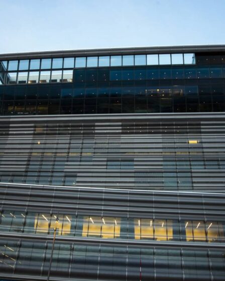 Représentant syndical: une grève pourrait reporter l'ouverture du nouveau musée Munch à Oslo 2 Représentant syndical: une grève pourrait reporter l'ouverture du nouveau musée Munch à Oslo - 1
