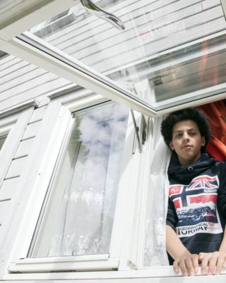 Le parti de gauche socialiste norvégien demande au Parlement d'arrêter l'expulsion de Mustafa Hasan, 18 ans, de Norvège 11 Le parti de gauche socialiste norvégien demande au Parlement d'arrêter l'expulsion de Mustafa Hasan, 18 ans, de Norvège - 10