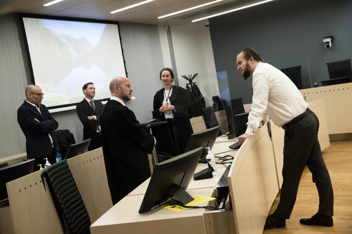 Le tribunal de district d'Oslo condamne une femme accusée de terrorisme à trois ans et demi de prison 4 Le tribunal de district d'Oslo condamne une femme accusée de terrorisme à trois ans et demi de prison - 3