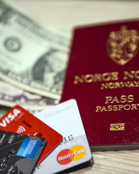 La police norvégienne met en garde contre une nouvelle escroquerie de passeport par SMS: "Ne cliquez pas sur le lien!" 2 La police norvégienne met en garde contre une nouvelle escroquerie de passeport par SMS: "Ne cliquez pas sur le lien!" - 1