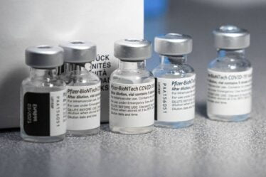 Interpol pense que les voleurs cibleront les expéditions de vaccins - 16
