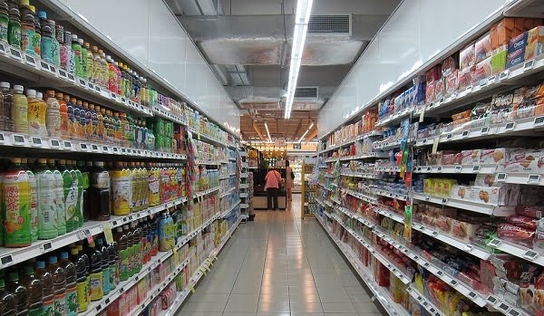 Plusieurs d'entre nous boycottent les marchandises 4 Plusieurs d'entre nous boycottent les marchandises - 3