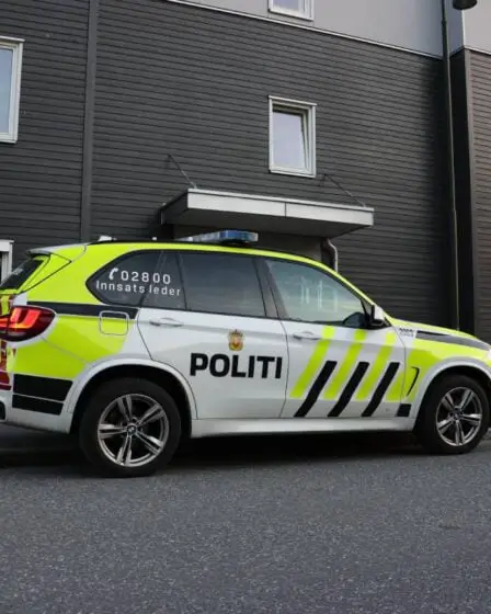 Un homme poignardé à Sandefjord - deux personnes arrêtées - 19