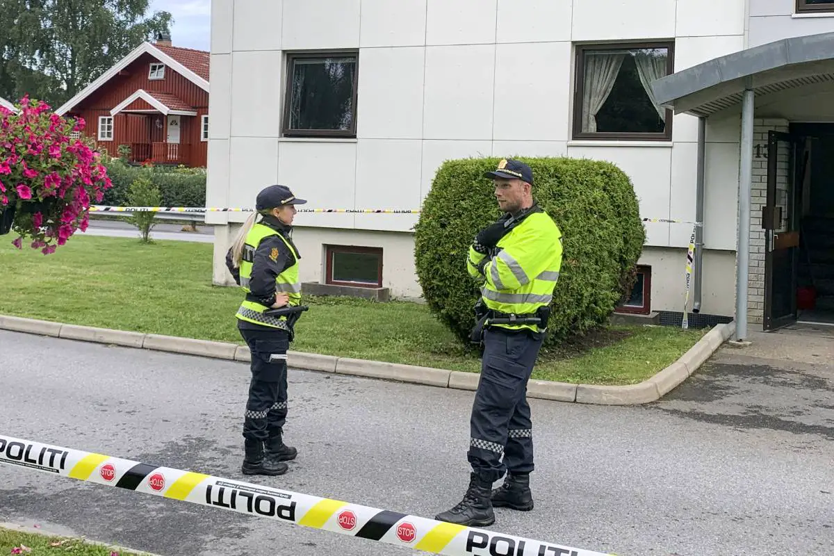 L'homme qui a tué sa mère à Halden était psychotique à l'époque, selon l'accusation 4 L'homme qui a tué sa mère à Halden était psychotique à l'époque, selon l'accusation - 3