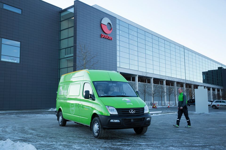 Le service postal d'abord avec une fourgonnette électrique chinoise 4 Le service postal d'abord avec une fourgonnette électrique chinoise - 3