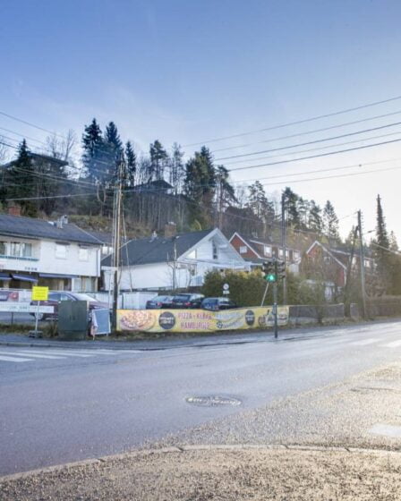 Trois hommes comparaissent devant le tribunal dans le cadre de l'affaire du meurtre de Prinsdal Grill 5 Trois hommes comparaissent devant le tribunal dans le cadre de l'affaire du meurtre de Prinsdal Grill - 4