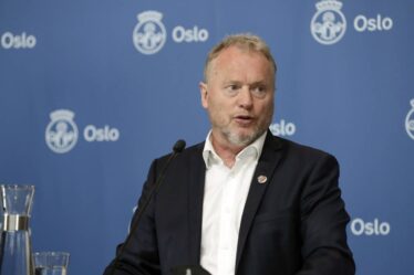 Oslo lance l'étape 2 de son plan de réouverture, permet aux magasins et centres commerciaux de rouvrir - 20