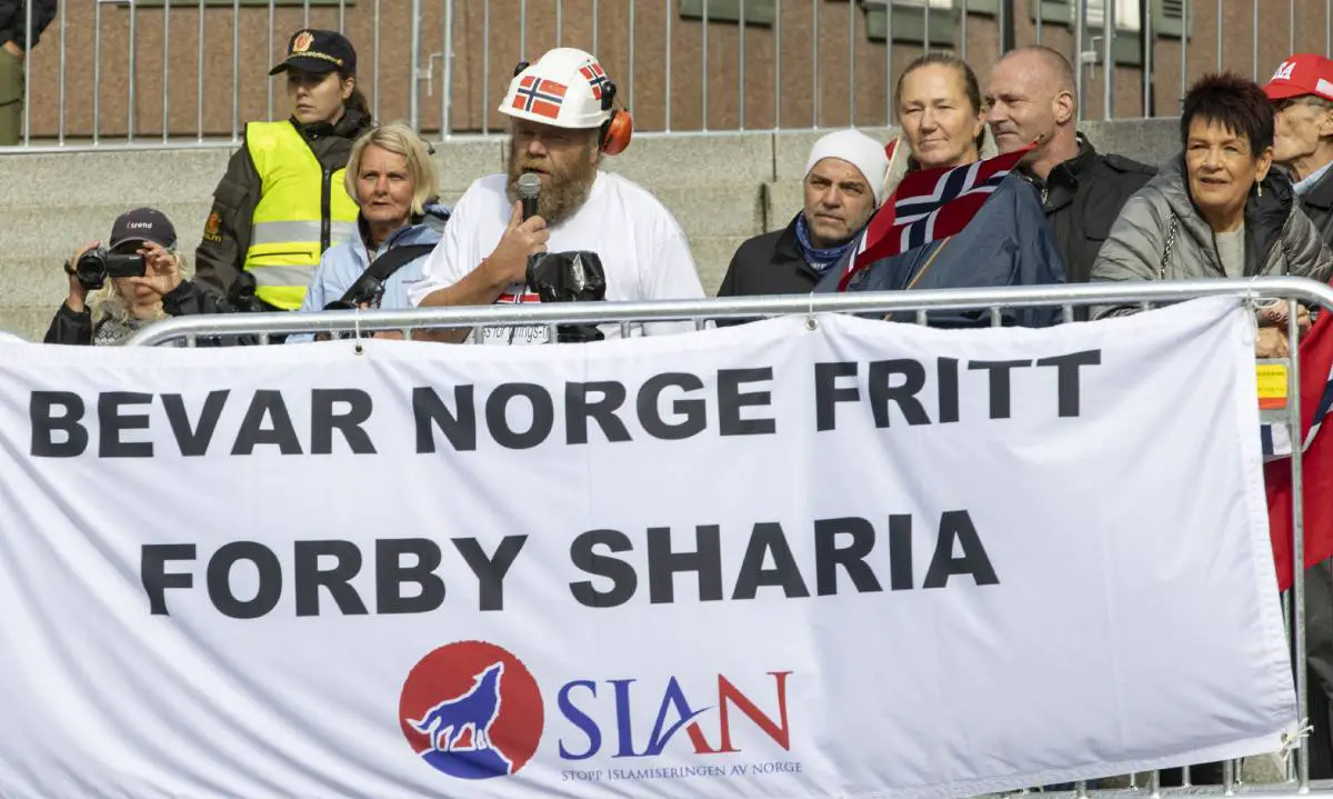 Police d'Oslo: nous ne savons pas qui a envoyé des SMS haineux anti-musulmans la semaine dernière - 3