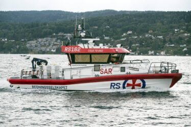 Un bateau coule à Karmøy, deux hommes dans la vingtaine sauvés - 16