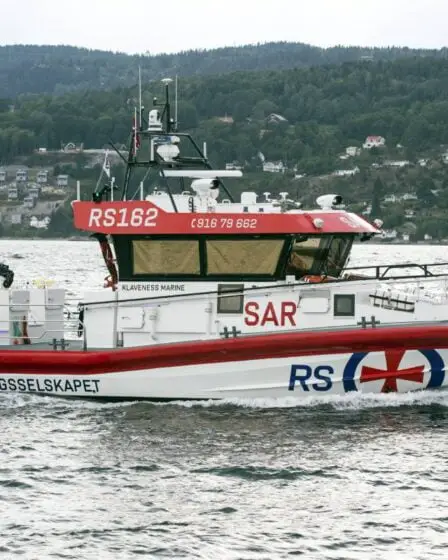 Les efforts de recherche et de sauvetage pour un homme porté disparu à Salhusfjorden se poursuivent - 19
