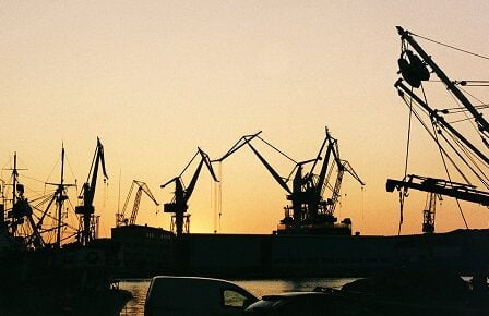 L'ESA satisfaite des règles pour les travailleurs des chantiers navals 15 L'ESA satisfaite des règles pour les travailleurs des chantiers navals - 14