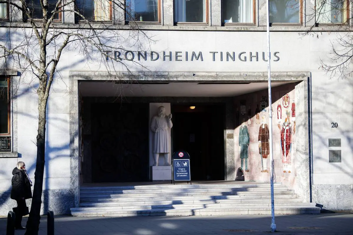 Un homme infecté par Corona accusé d'avoir pris le bus à Trondheim et d'avoir violé l'isolement 4 Un homme infecté par Corona accusé d'avoir pris le bus à Trondheim et d'avoir violé l'isolement - 3