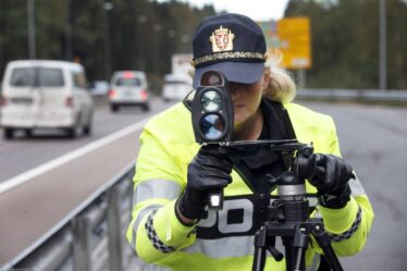 Police : un jeune de 18 ans surpris en train de conduire à 198 kilomètres à l'heure à Dovre - 20