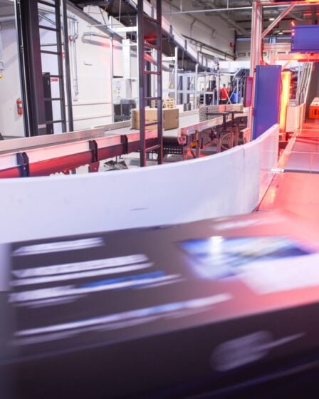 Le service postal licencie 300 employés 14 Le service postal licencie 300 employés - 13