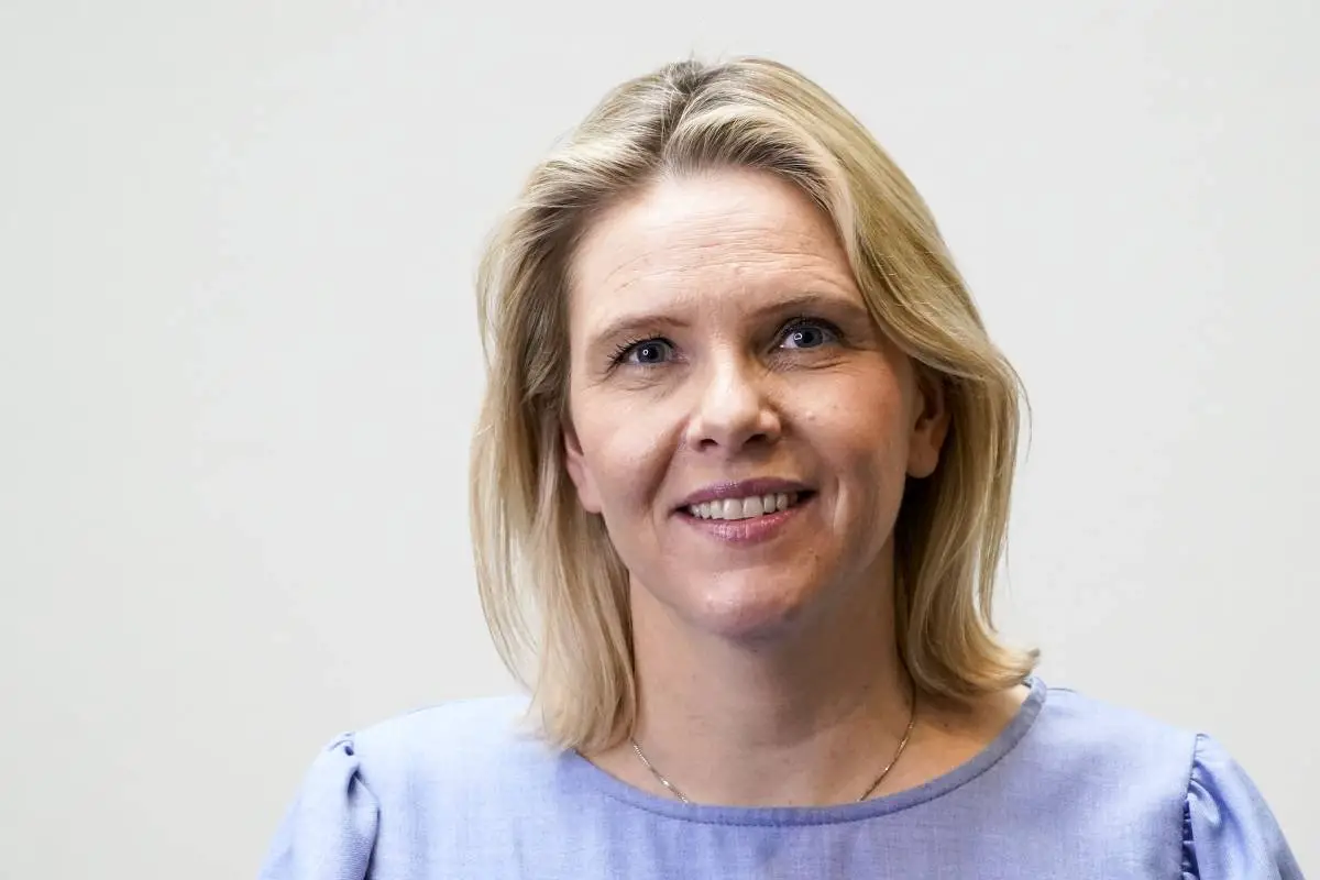 VG: Le Parti du progrès de la Norvège veut augmenter le salaire des infirmières et des professionnels de la santé 4 VG: Le Parti du progrès de la Norvège veut augmenter le salaire des infirmières et des professionnels de la santé - 3