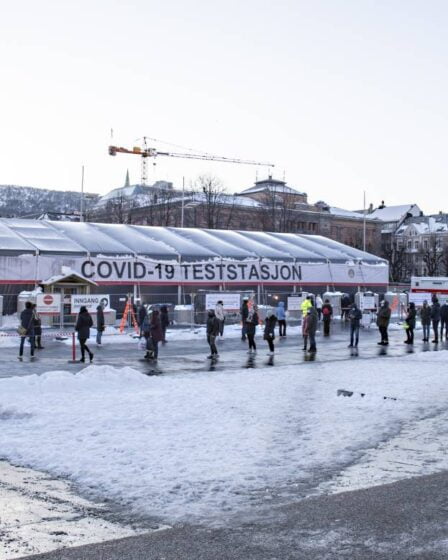 Solberg prévoit d'augmenter l'utilisation des tests de masse afin de rouvrir la société - 25