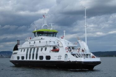 Un homme tombe dans l'eau depuis le ferry de Nesoddbåten - 20