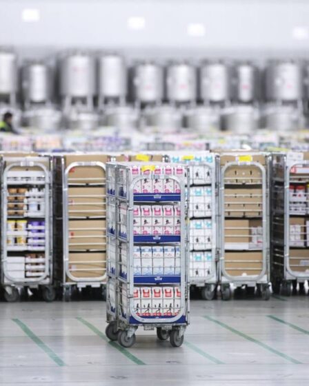 Deux cas du variant de coronavirus muté détectés à la laiterie Tine à Oslo 5 Deux cas du variant de coronavirus muté détectés à la laiterie Tine à Oslo - 4