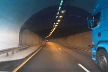 Le tunnel de Bergen a rouvert après le chaos de la file d'attente - 20