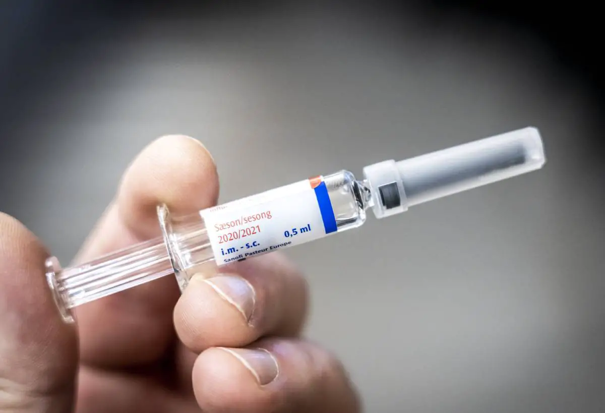 Plusieurs communes sont à court de vaccins contre la grippe chez les médecins généralistes. Les patients doivent désormais payer plus en pharmacie 4 Plusieurs communes sont à court de vaccins contre la grippe chez les médecins généralistes. Les patients doivent désormais payer plus en pharmacie - 3
