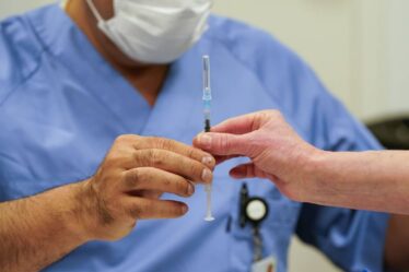 Mise à jour: 1379744 Norvégiens ont reçu la première dose du vaccin corona - 20