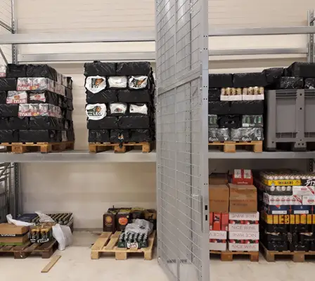 Van contenant 2 tonnes d'alcool 23 Van contenant 2 tonnes d'alcool - 22