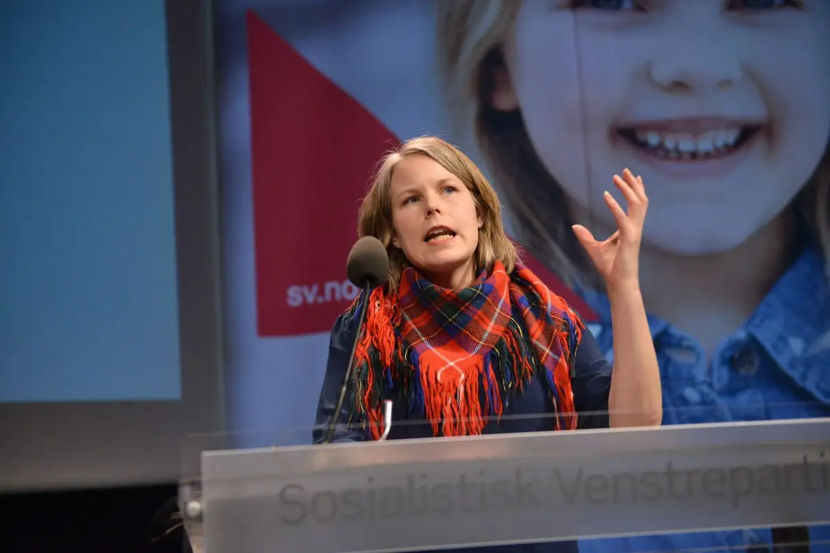 Thème d'alertes #Metoo lors d'une réunion politique de haut niveau 4 Thème d'alertes #Metoo lors d'une réunion politique de haut niveau - 3