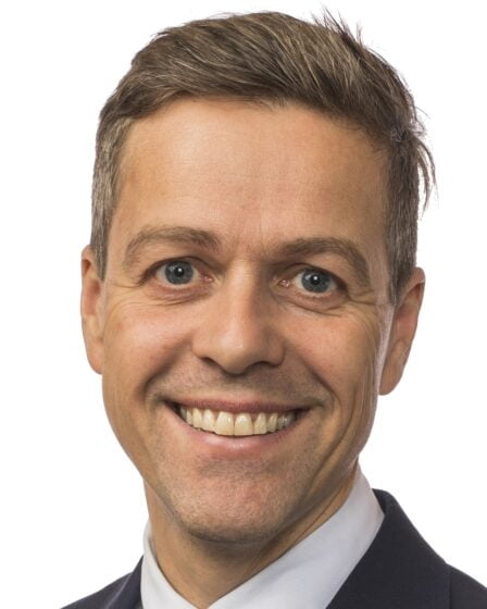 Démissionne si KrF soutient le vote de défiance 5 Démissionne si KrF soutient le vote de défiance - 4