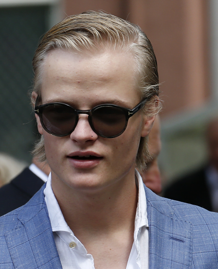 La famille du prince héritier impliquée dans un accident de voiture 20 La famille du prince héritier impliquée dans un accident de voiture - 19