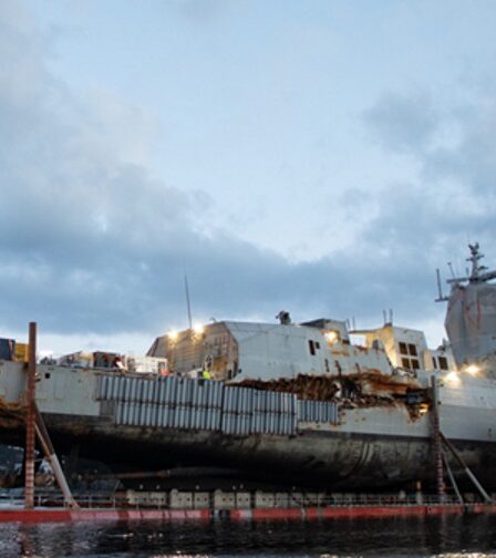 KNM «Helge Ingstad» ne sera pas réparé 5 KNM «Helge Ingstad» ne sera pas réparé - 4