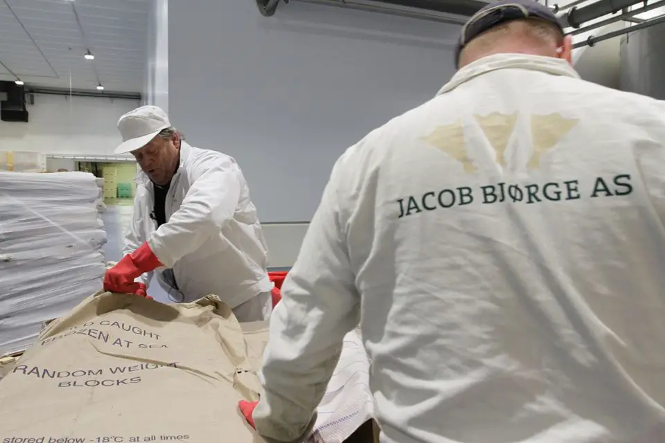 Le ministre des Pêches est à la recherche d'un emploi 4 Le ministre des Pêches est à la recherche d'un emploi - 3