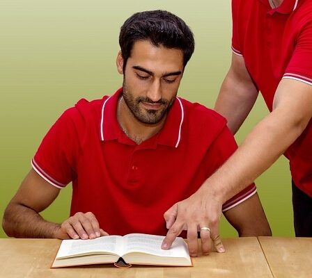 Les immigrants d'Afrique et d'Asie occupent moins de postes à temps plein 26 Les immigrants d'Afrique et d'Asie occupent moins de postes à temps plein - 25