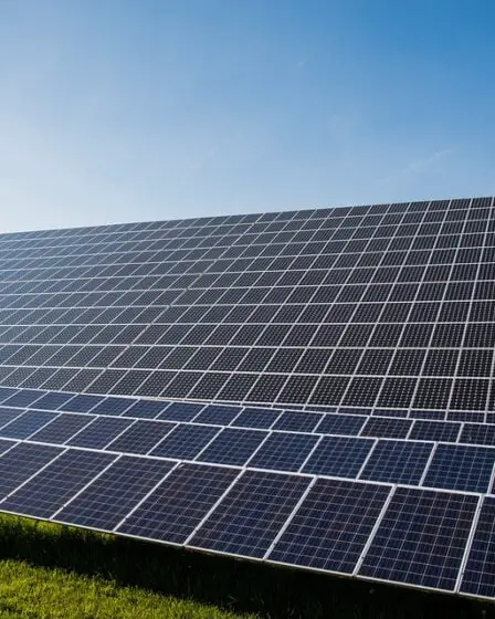 Un producteur de panneaux solaires va investir des milliards - 13