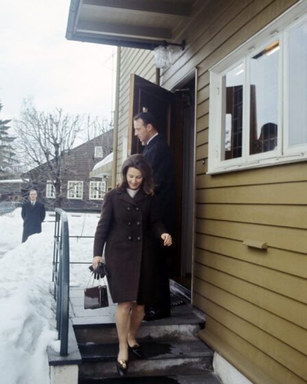 La maison d'enfance de la reine est découpée et déplacée 5 La maison d'enfance de la reine est découpée et déplacée - 4