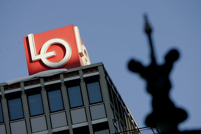 Les jeunes en emploi d'été signalent du harcèlement sexuel 4 Les jeunes en emploi d'été signalent du harcèlement sexuel - 3