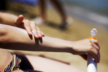 Le risque de grain de beauté cancéreux est augmenté pour l'homme en surpoids - 24