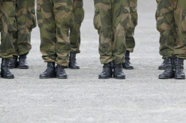 Personne dans les Forces armées ne sera temporairement mis à pied - 18