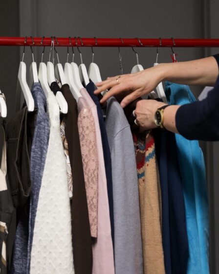 Plus de 15000 vêtements ont changé de mains le jour de l'échange de vêtements 11 Plus de 15000 vêtements ont changé de mains le jour de l'échange de vêtements - 10