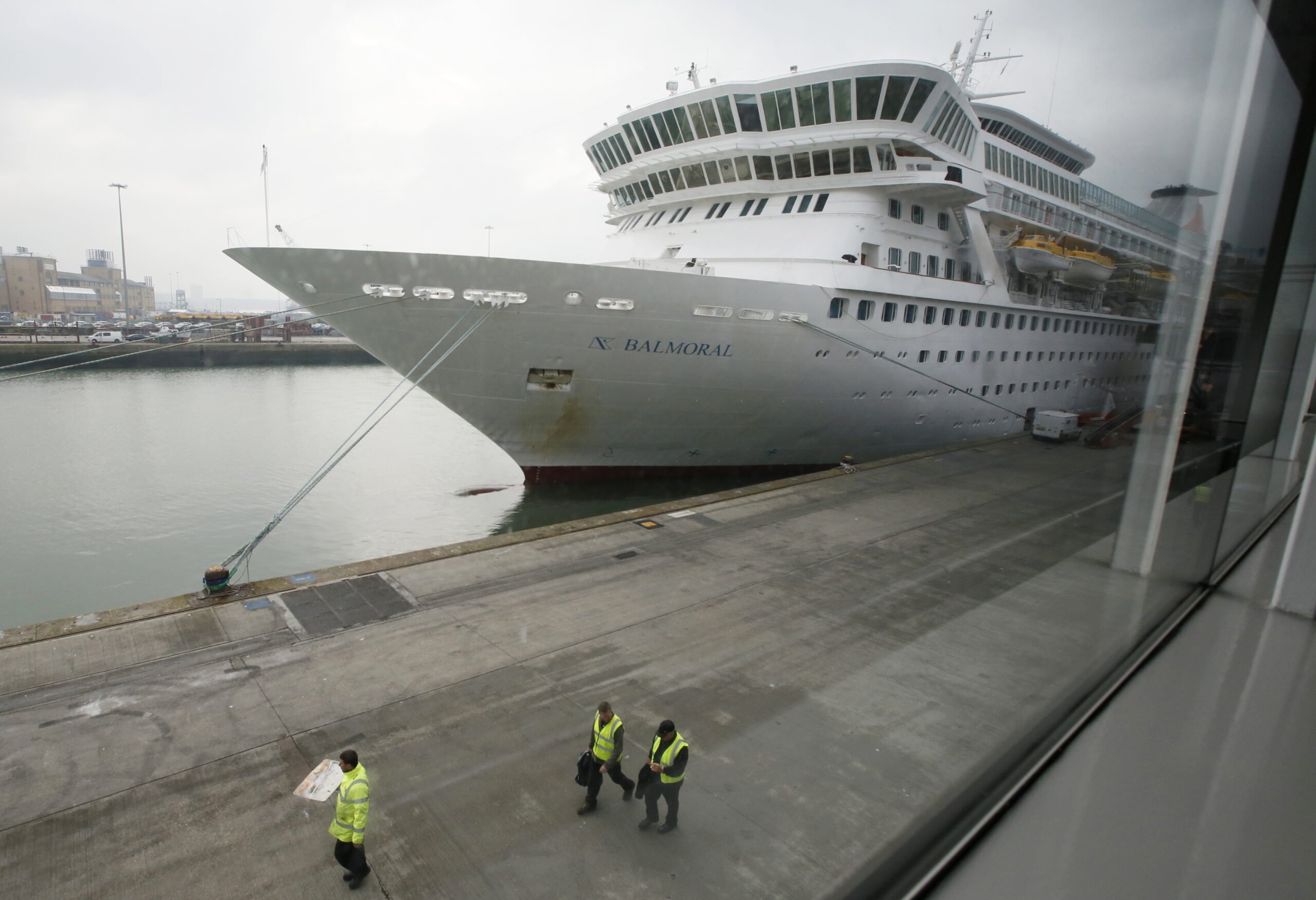 Plusieurs centaines de malades sur le bateau de croisière Fred Olsen 4 Plusieurs centaines de malades sur le bateau de croisière Fred Olsen - 3