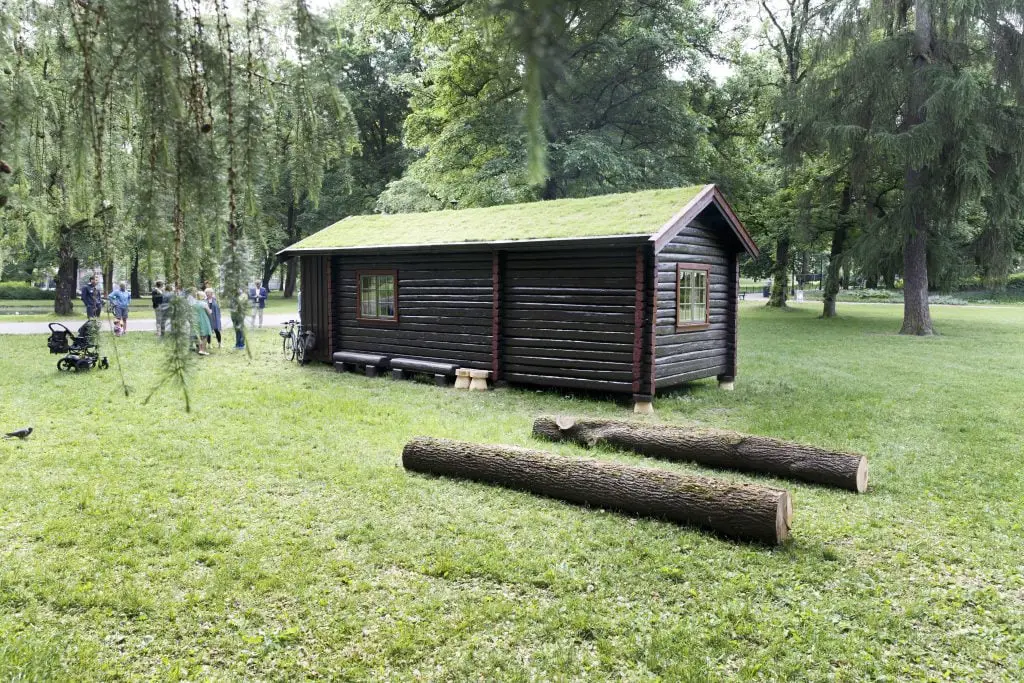 Énorme demande pour l'exposition d'anniversaire du couple royal dans le parc du palais 4 Énorme demande pour l'exposition d'anniversaire du couple royal dans le parc du palais - 3